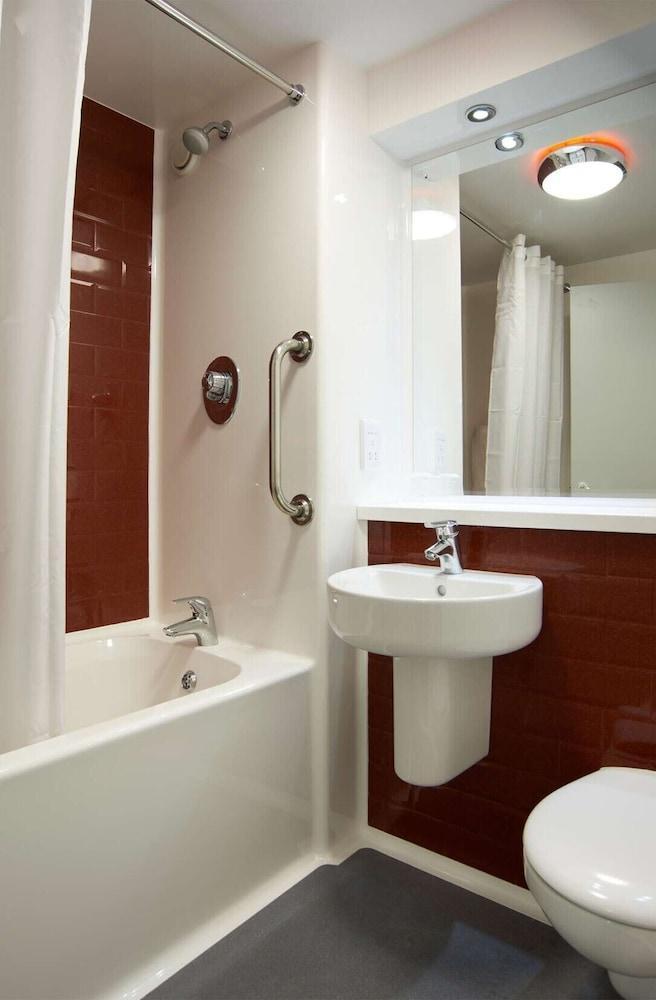Travelodge London Woolwich Ngoại thất bức ảnh